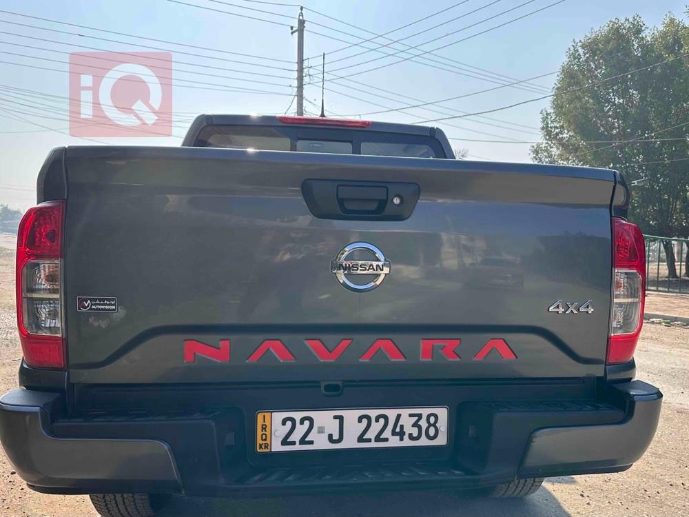 نیسان نەڤارا